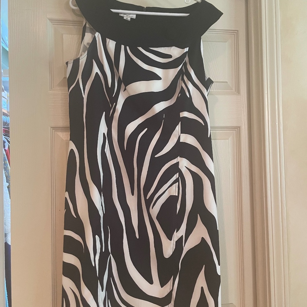 Black and White print dress